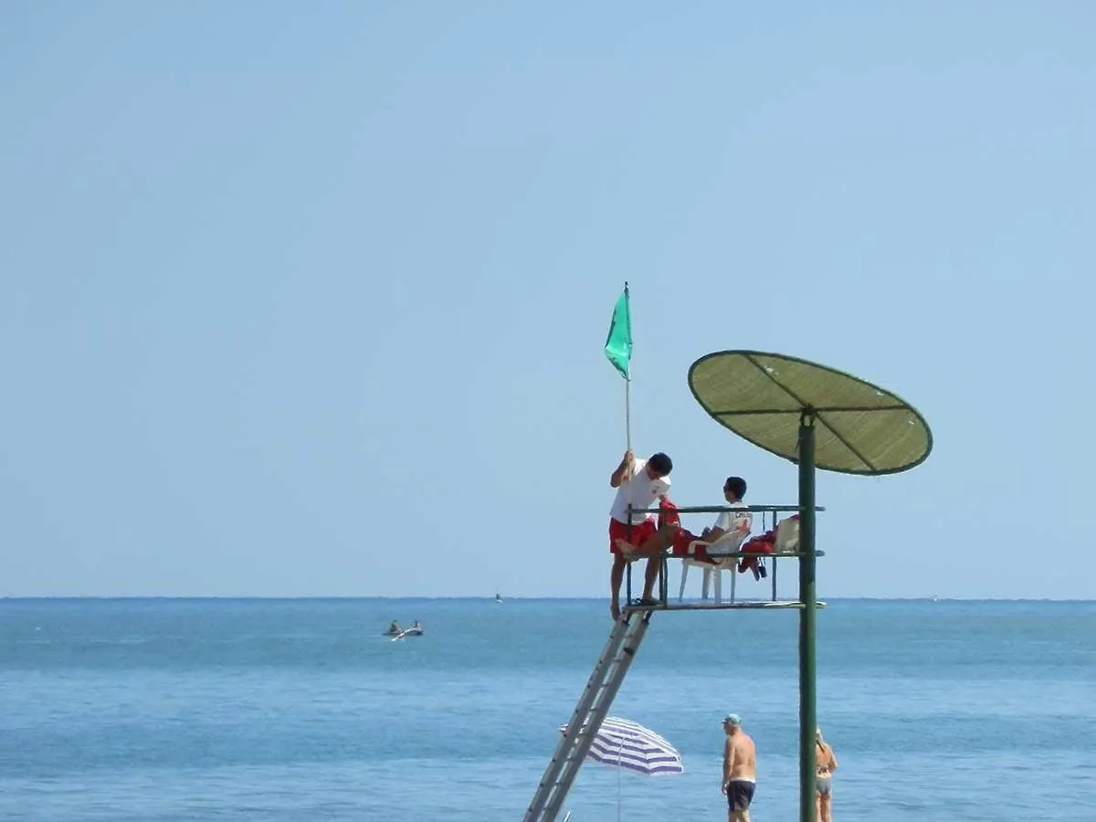 Casa Familiar Cerca Del Mar Con Piscina Privada, Wifi, Aire Acondicionado, Admiten Mascotas - Es-184-47 Riumar Spain