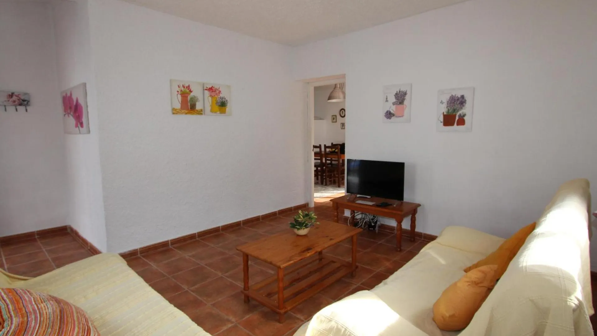 Casa Familiar Cerca Del Mar Con Piscina Privada, Wifi, Aire Acondicionado, Admiten Mascotas - Es-184-47 Riumar 0*,  Spain