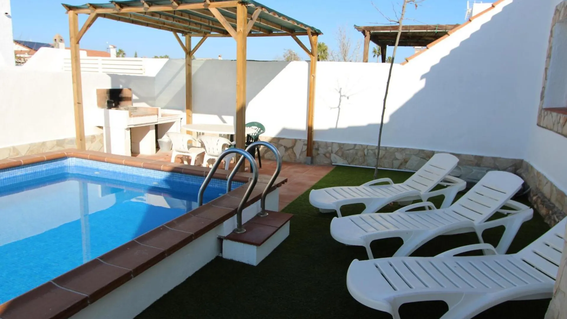 Casa Familiar Cerca Del Mar Con Piscina Privada, Wifi, Aire Acondicionado, Admiten Mascotas - Es-184-47 Riumar Holiday home